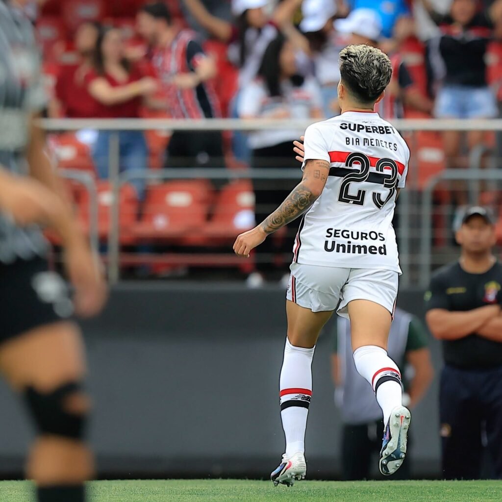 Bia Menezes São Paulo Brasileirão Feminino